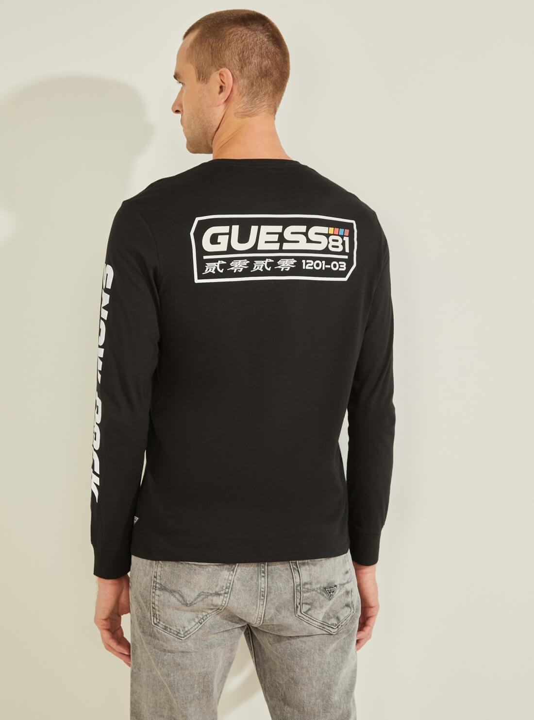 GUESS Mens Black Ski Logo T-Shirt MBBI41KARC8 Back View