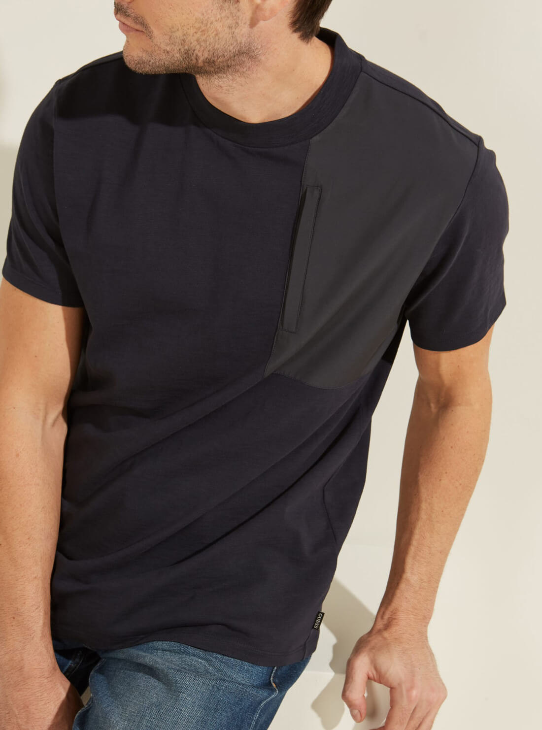 GUESS Mens Deep Navy David Nylon Pocket T-Shirt M1GP18RA7O0 Detail View