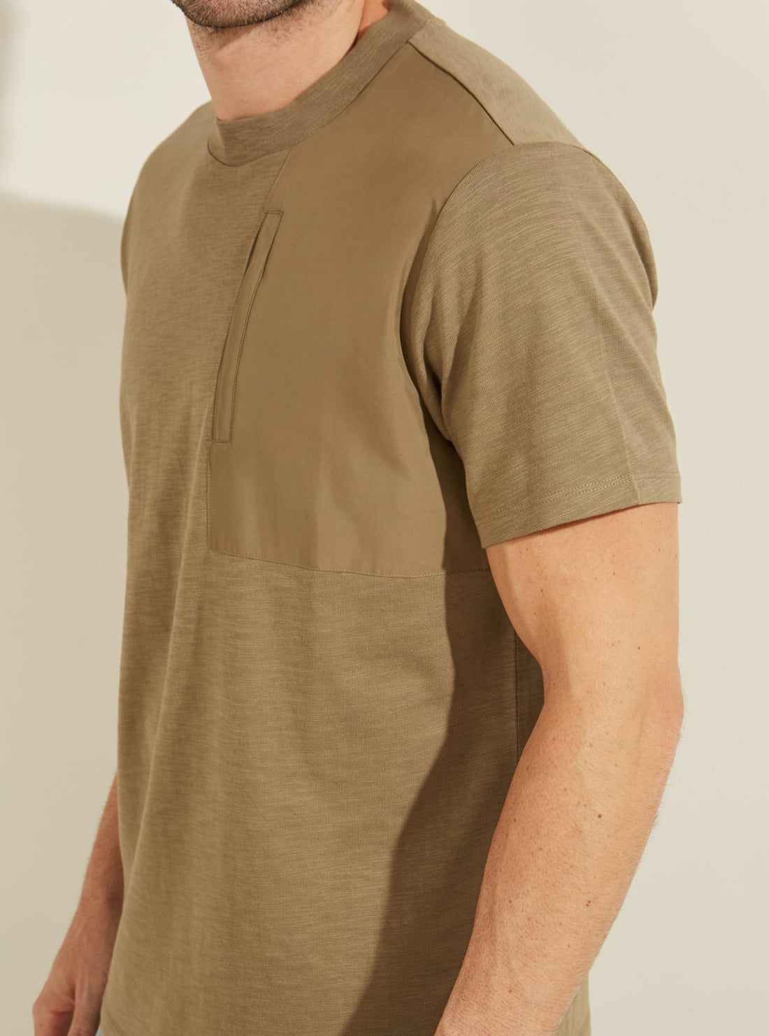 GUESS Mens Tan David Nylon Pocket T-Shirt M1GP18RA7O0 Detail View