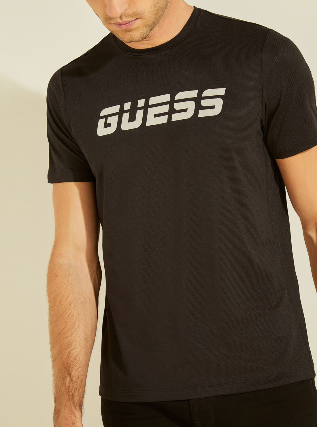 GUESS Mens Eco Black Anderson Sports T-shirt U1YA08MC03Y Detail View