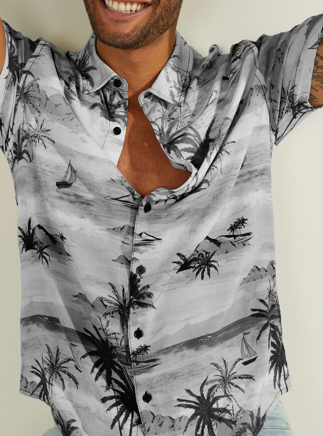 GUESS Mens Eco Black & White  Distant Shores Shirt M0YH18RD4Z0 Detail View