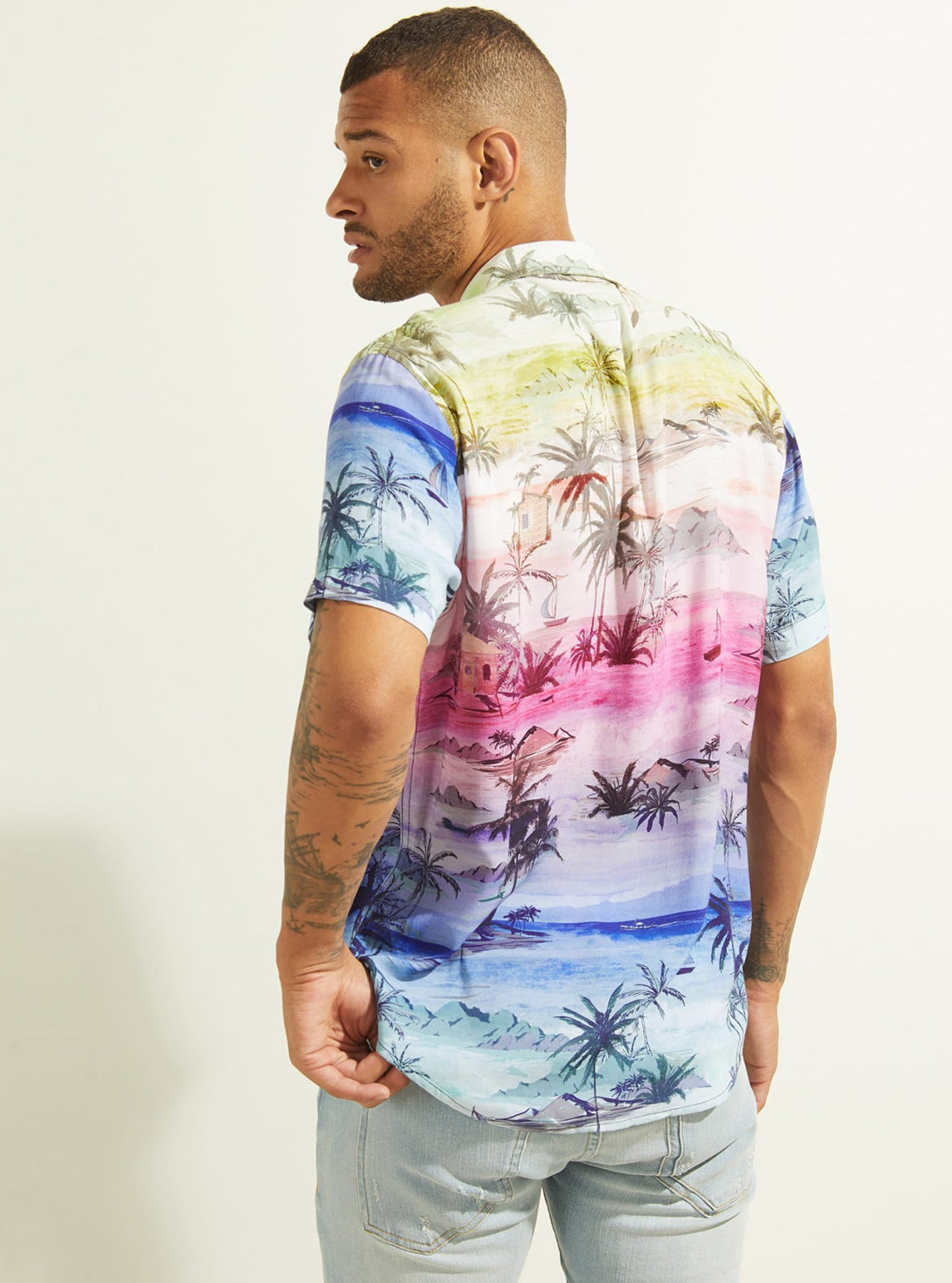 GUESS Mens Eco Multicoloured Distant Shores Shirt M0YH18RD4Z0 Back View