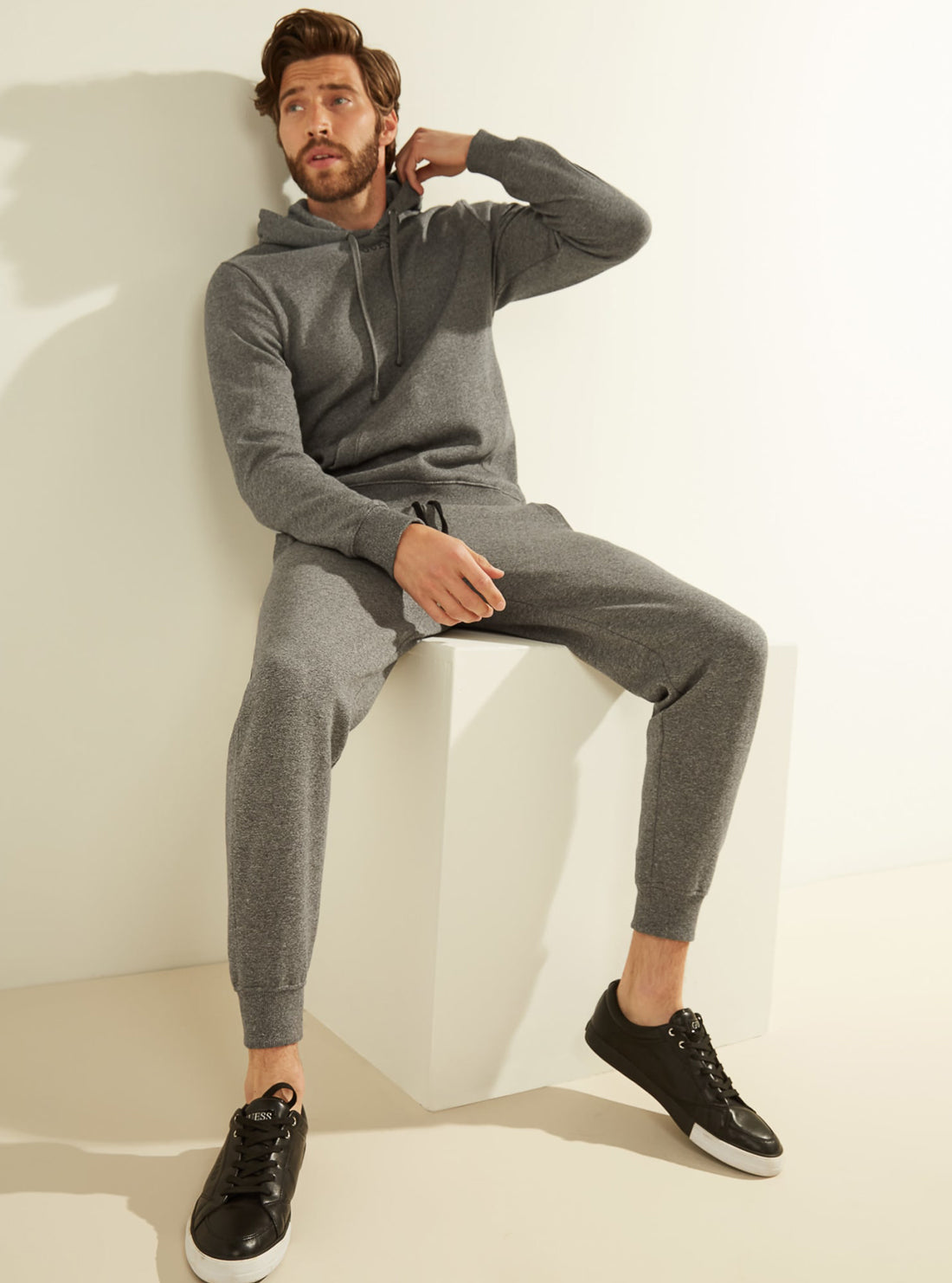 GUESS Mens Eco Grey Relaxed Roy Joggers  M0GQ05R44Q7 Full View