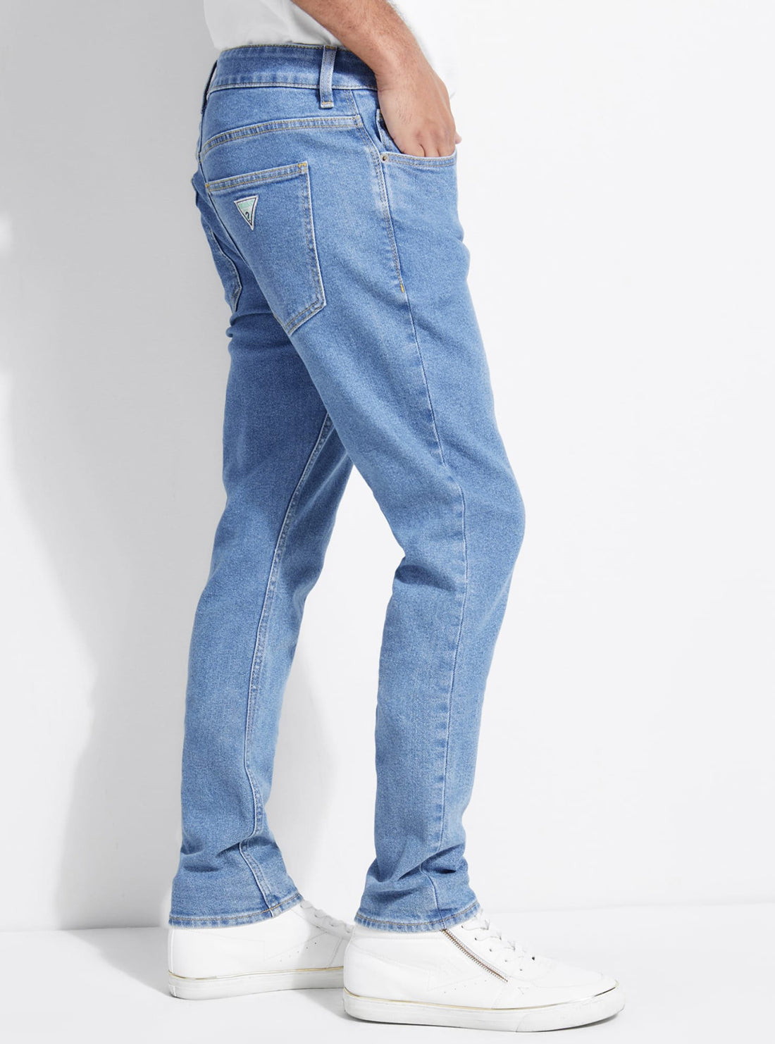GUESS Mens GUESS Originals Mid-Rise Skinny Denim Jeans in Stone Wash M9BAN3R2XR0 Side View