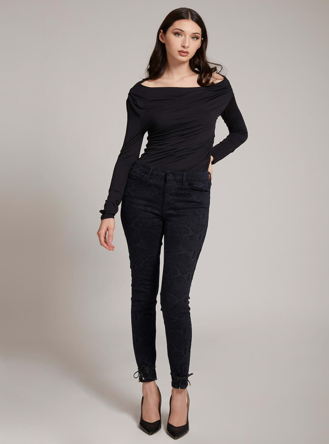 GUESS Womens Black Issa Off-Shoulder Top W1BP33K1K91 Full View