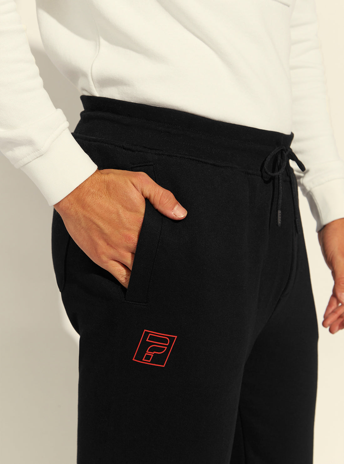 GUESS Mens Eco Black Derrick Active Trackpants Z2RB07KAIJ1 Detail View