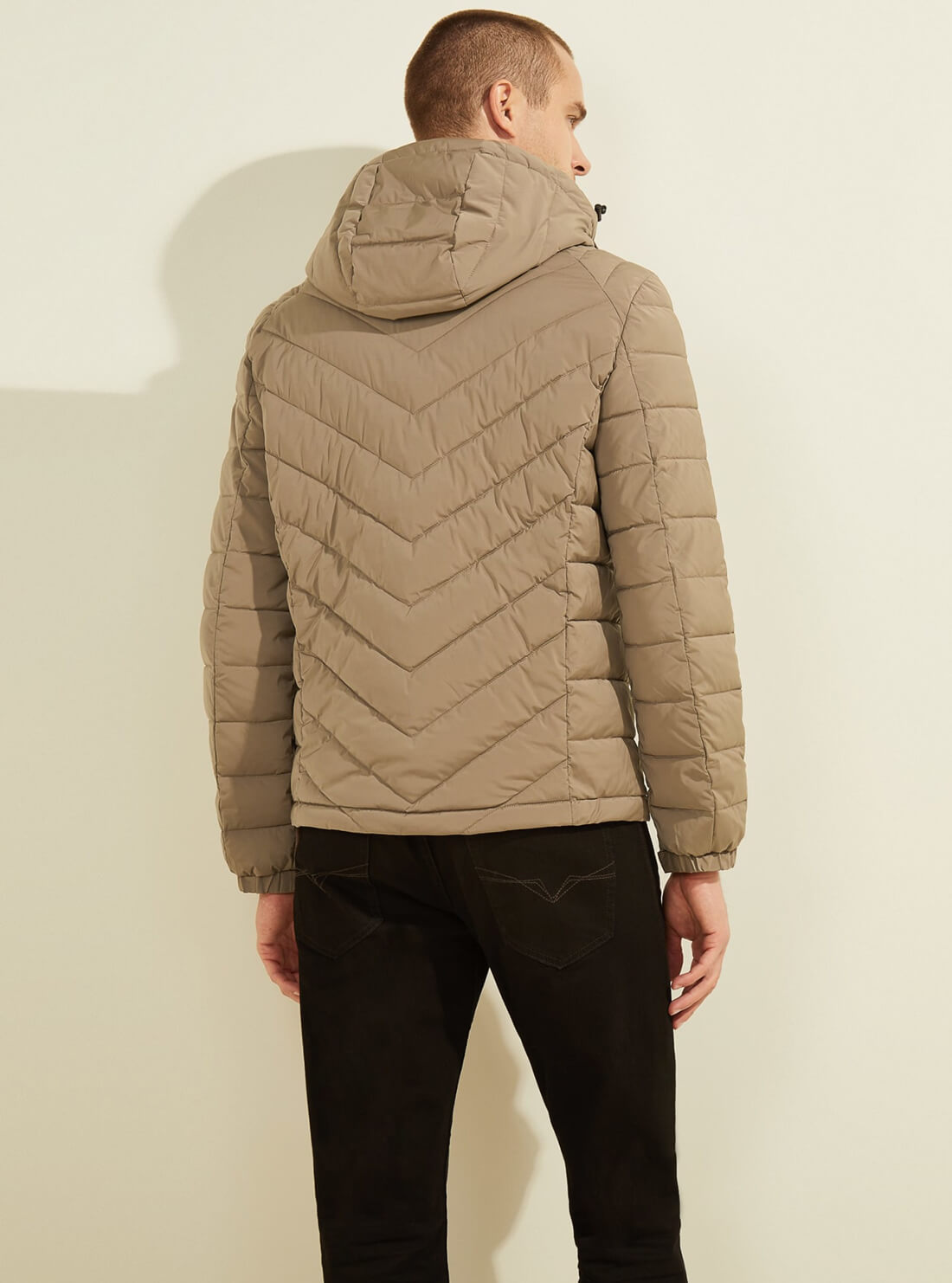 GUESS Mens Eco Walnut Brown Stretch Fitted Quilted Jacket M2RL44WED02 Back View
