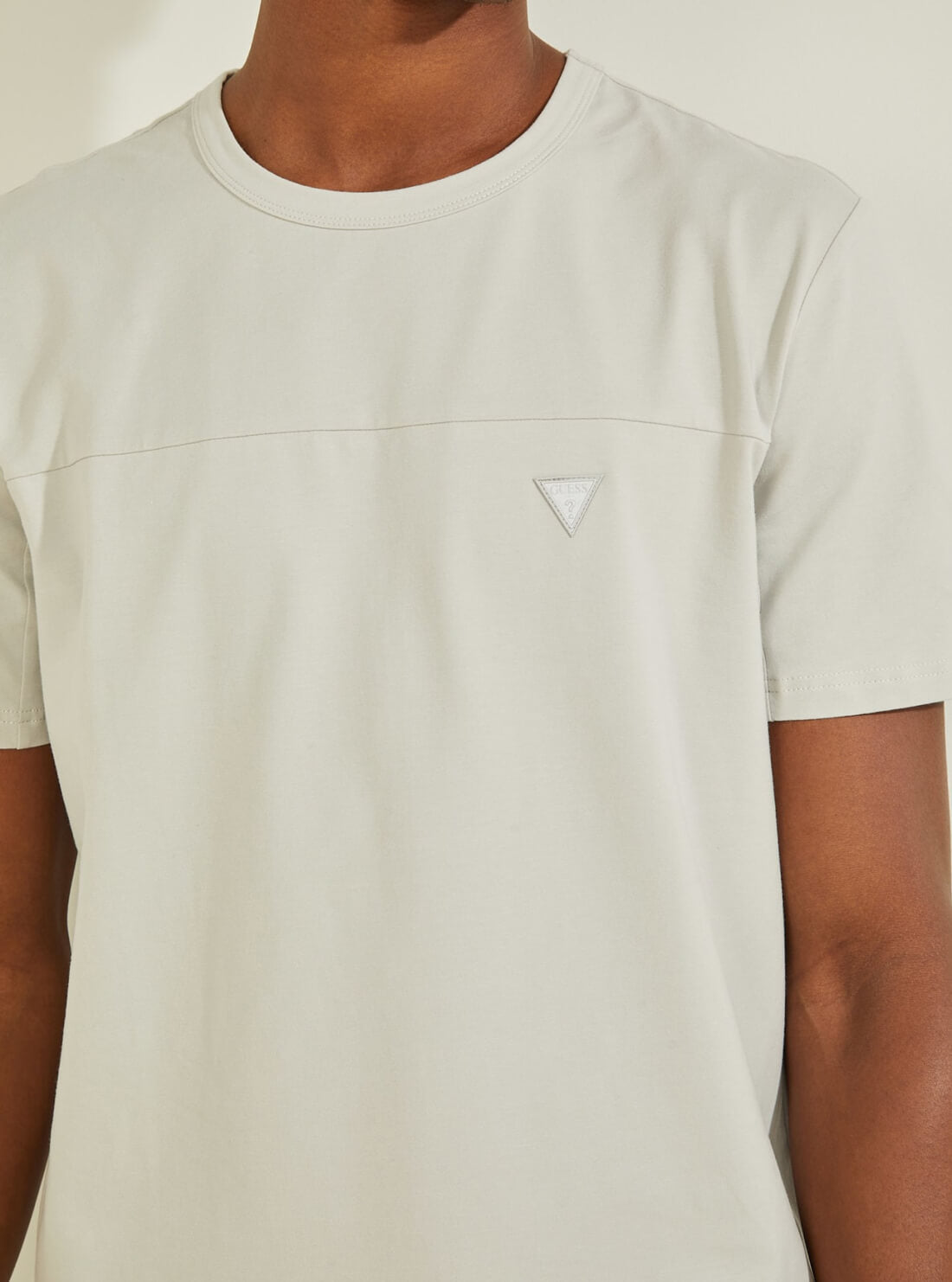 GUESS Mens Ghost Grey Zeph T-Shirt U1BA54J1311 Detail View