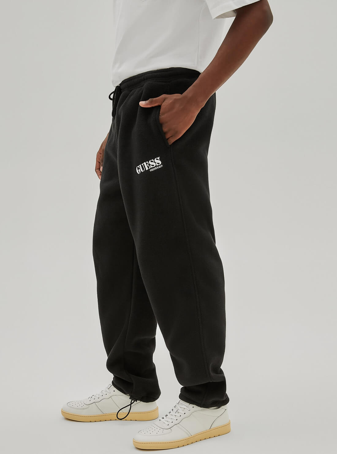 GUESS Mens GUESS Originals Black Robin Logo Trackpants M1RQ02KAWV0 Side View