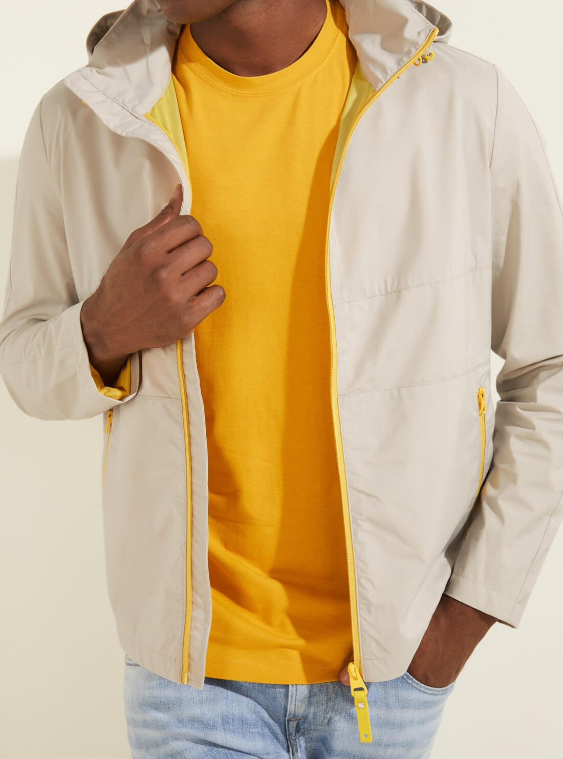 GUESS Mens  Taupe Lewis Active Windbreaker Jacket Z2RL03WO073 Detail View