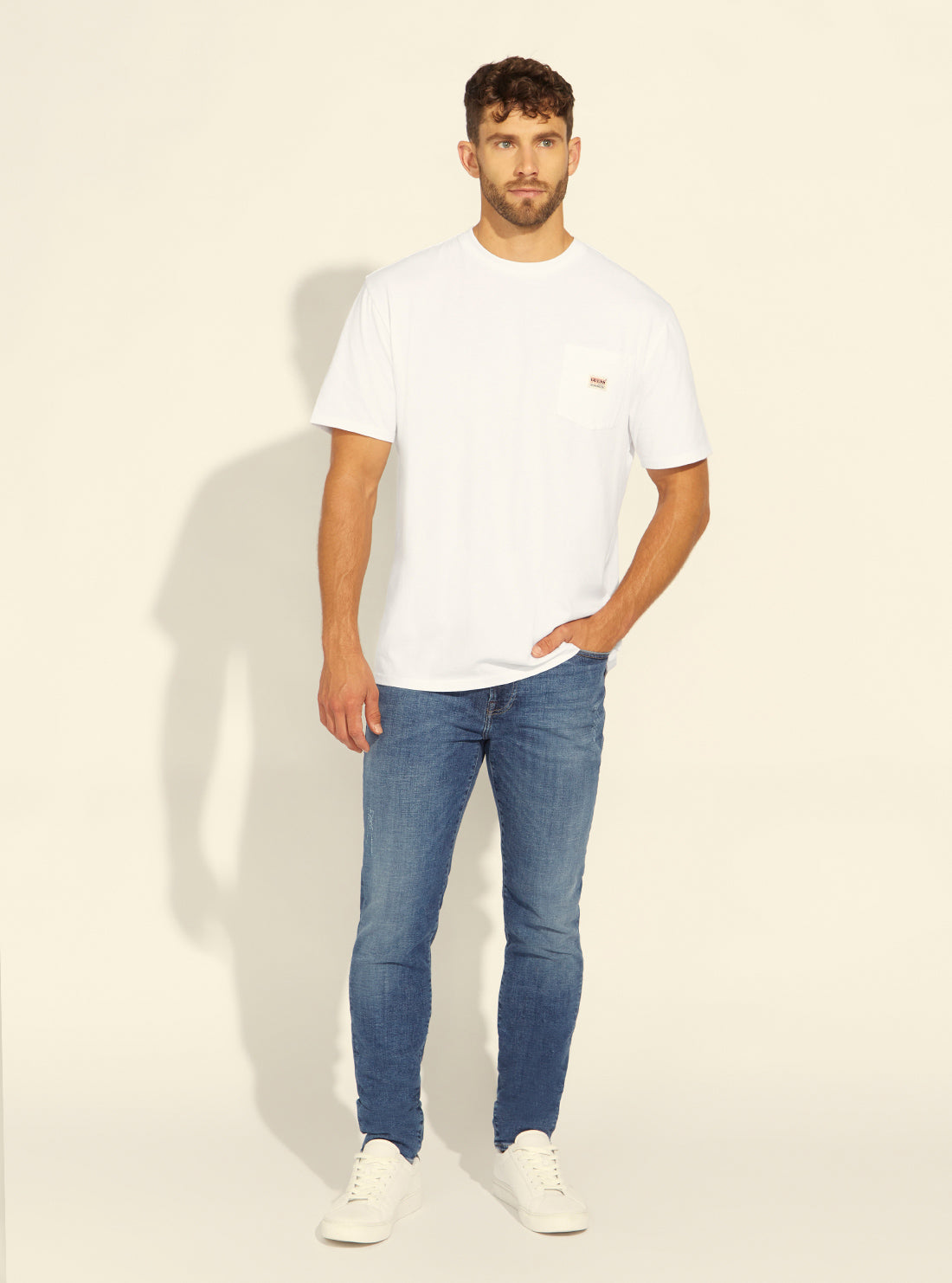 GUESS Mens GUESS Originals White Pocket Label T-Shirt M1BI43K9XF1 Full View