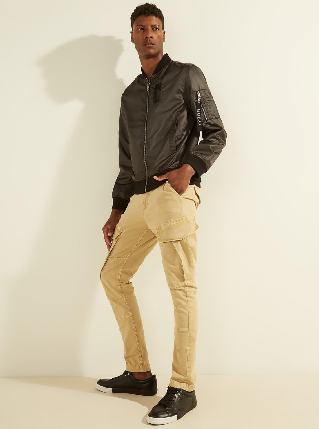 GUESS Mens Desert Tan Mid-Rise Lonita Twill Cargo Pants M0GB48RCNZ0 Full View