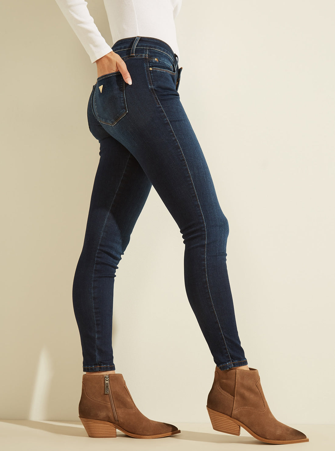 GUESS Womens  Mid-Rise Luxe Sexy Curve Denim Jeans In Dark Wash WB8AJ3R3KI1 Side View