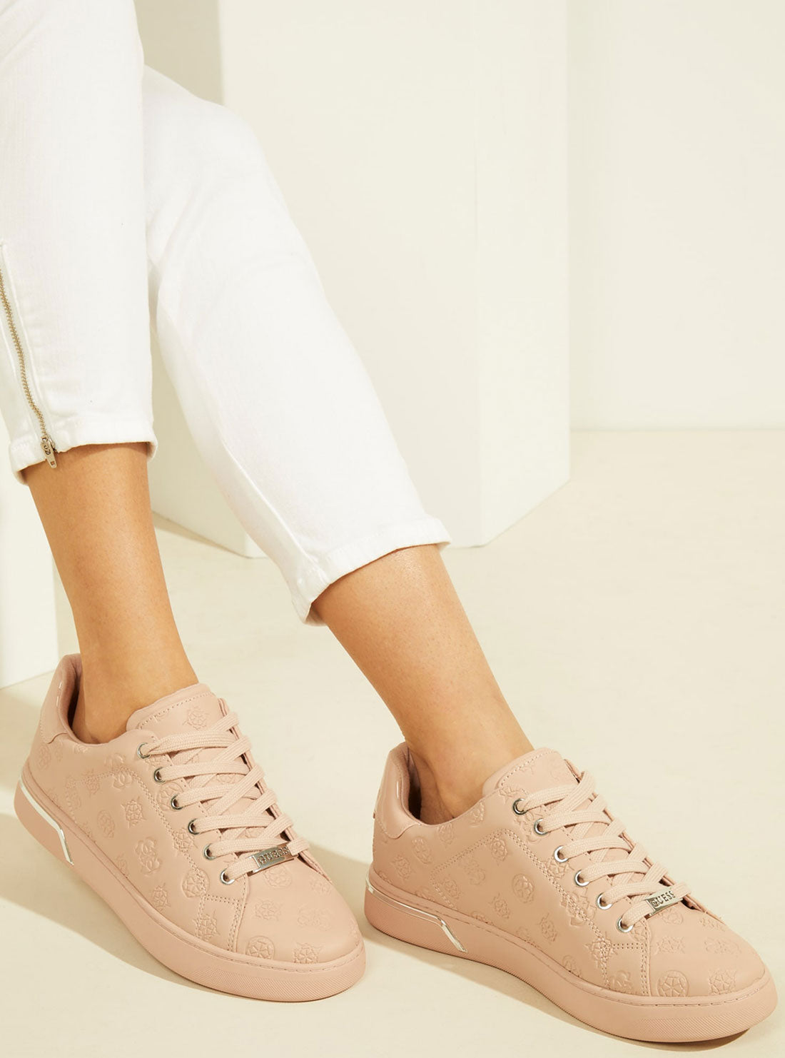 GUESS Womens Blush Pink Peony Logo Rollin Sneakers ROLLIN-A Model View