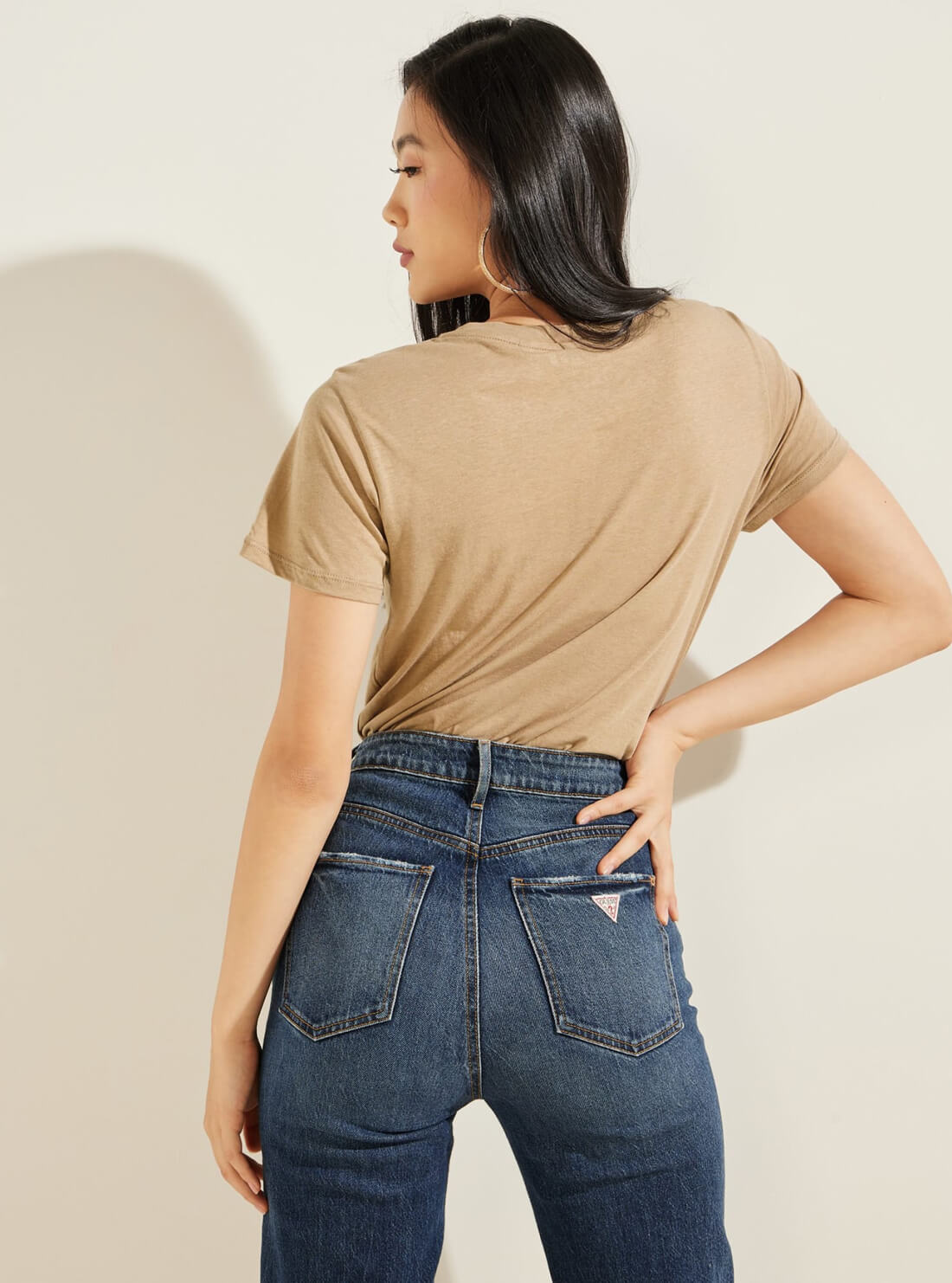 GUESS Womens Eco Tan Amour Amour Easy T-Shirt W2RI18K9TD3 Back View