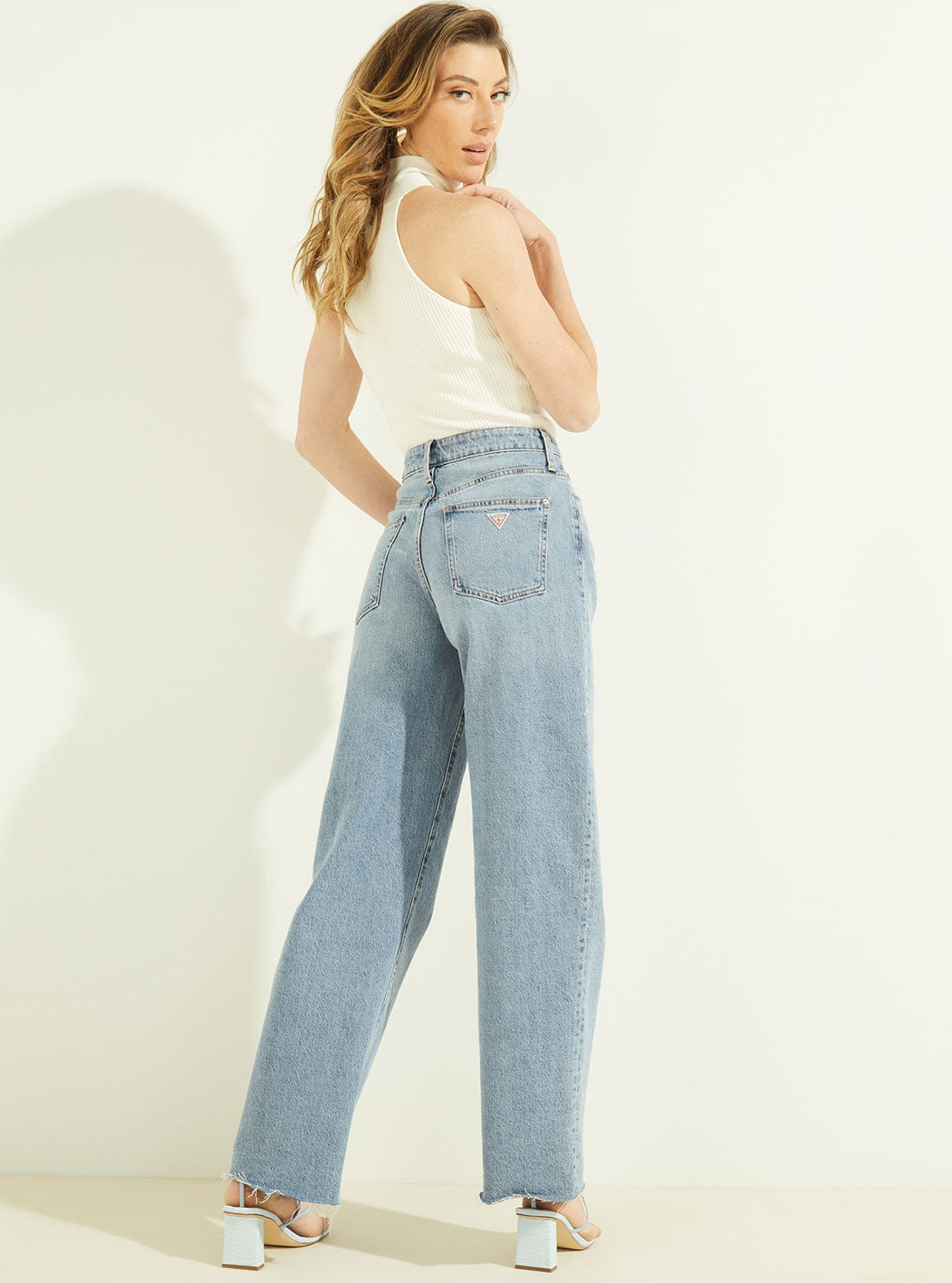 GUESS Womens High-Rise Relaxed Fit 90s Boyfriend Denim Jeans In Acid Wash W2GA60D4K31 Side Back View