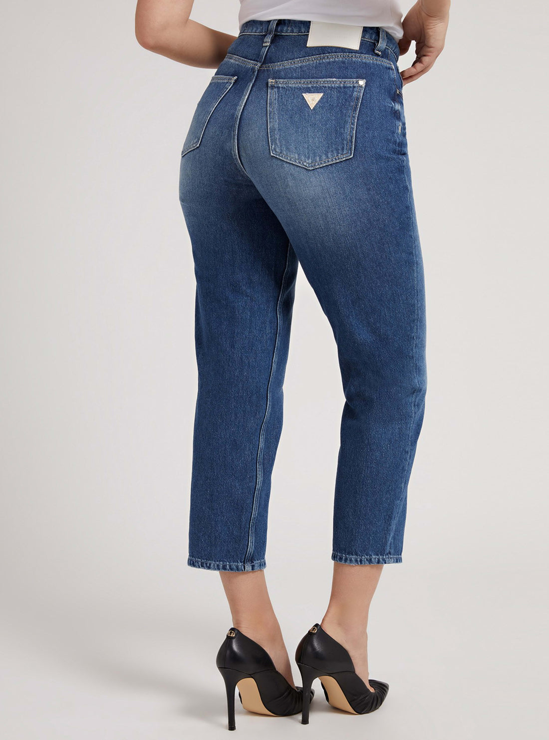 GUESS Womens High-Rise Relaxed Fit Mom Denim Jean in Rigel Wash W2RA21D3Y0V Back View
