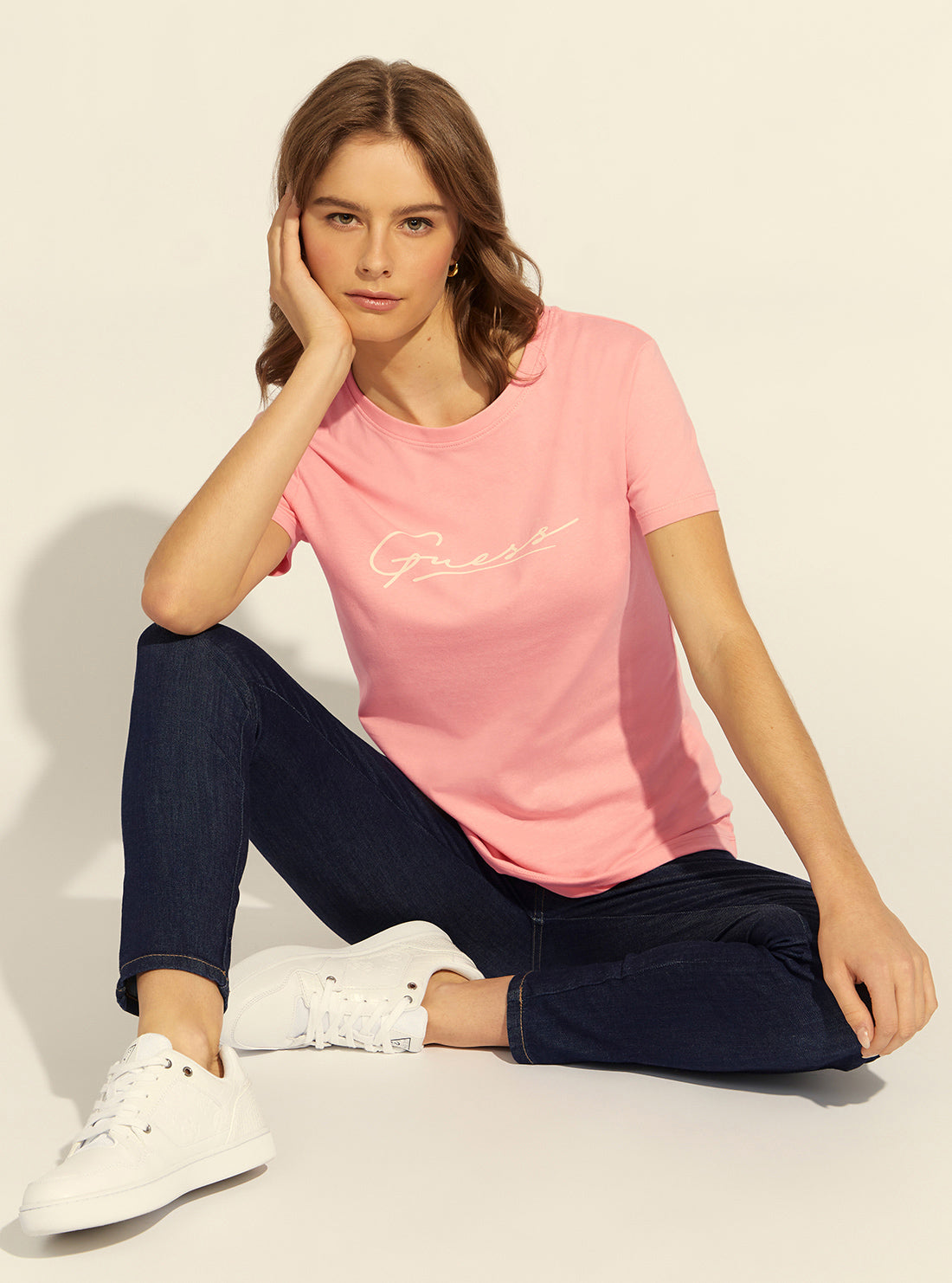 GUESS Womens  Blush Pink Anne Logo T-Shirt V2RI11I3Z11 Full View