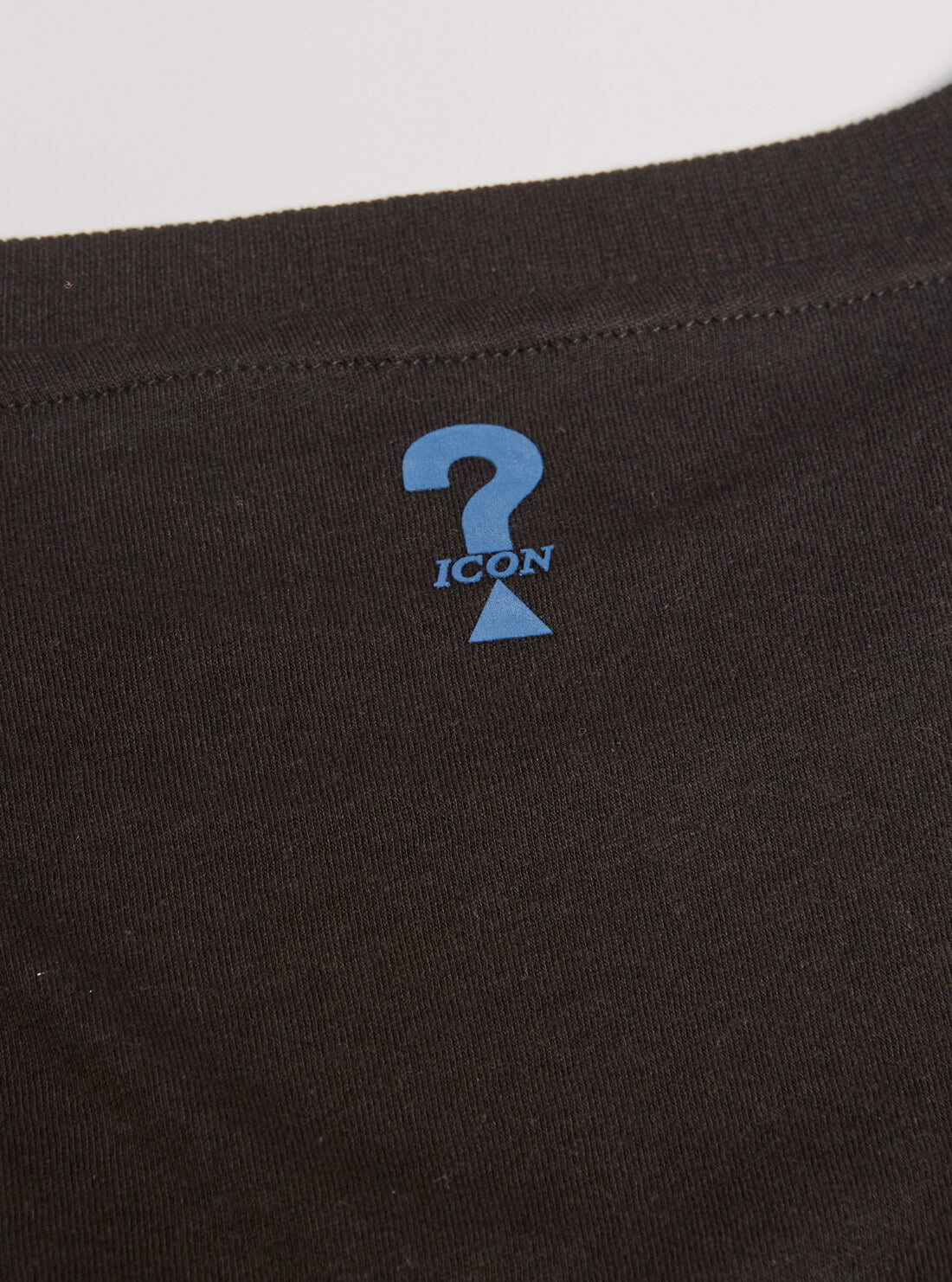 GUESS Womens Eco Black Graphic Danielle Logo T-Shirt W2RI13K9RV0 Back Detail View