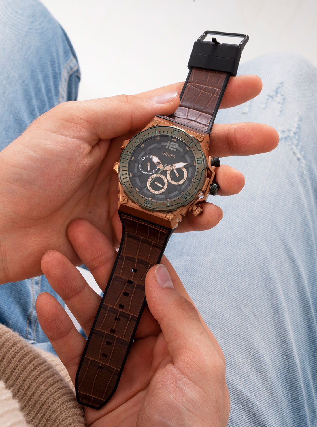 GUESS Mens Coffee Brown Venture Croco Watch GW0326G2 Model View