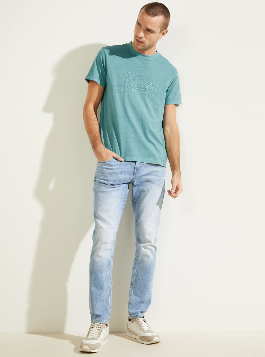 GUESS Mens Teal Classical Embroidered Logo T-Shirt M1BI26K8FQ1 Full View