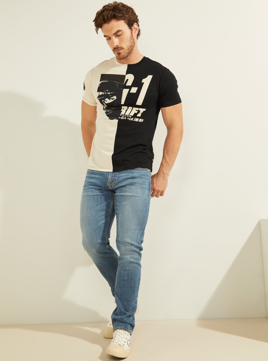 GUESS Mens Black and White Racer Split Graphic T-Shirt    M1BI38K9RM1 Full View
