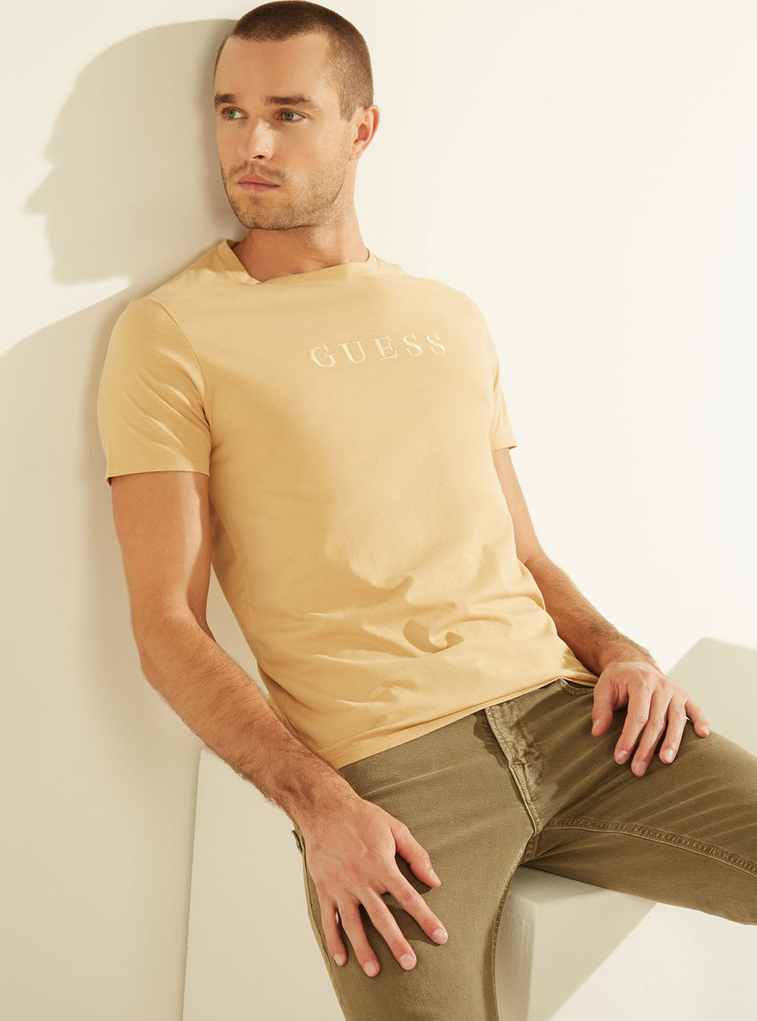 GUESS Mens Tan Pima Logo Crew Neck Tee  M82P64R7HD0 Front View
