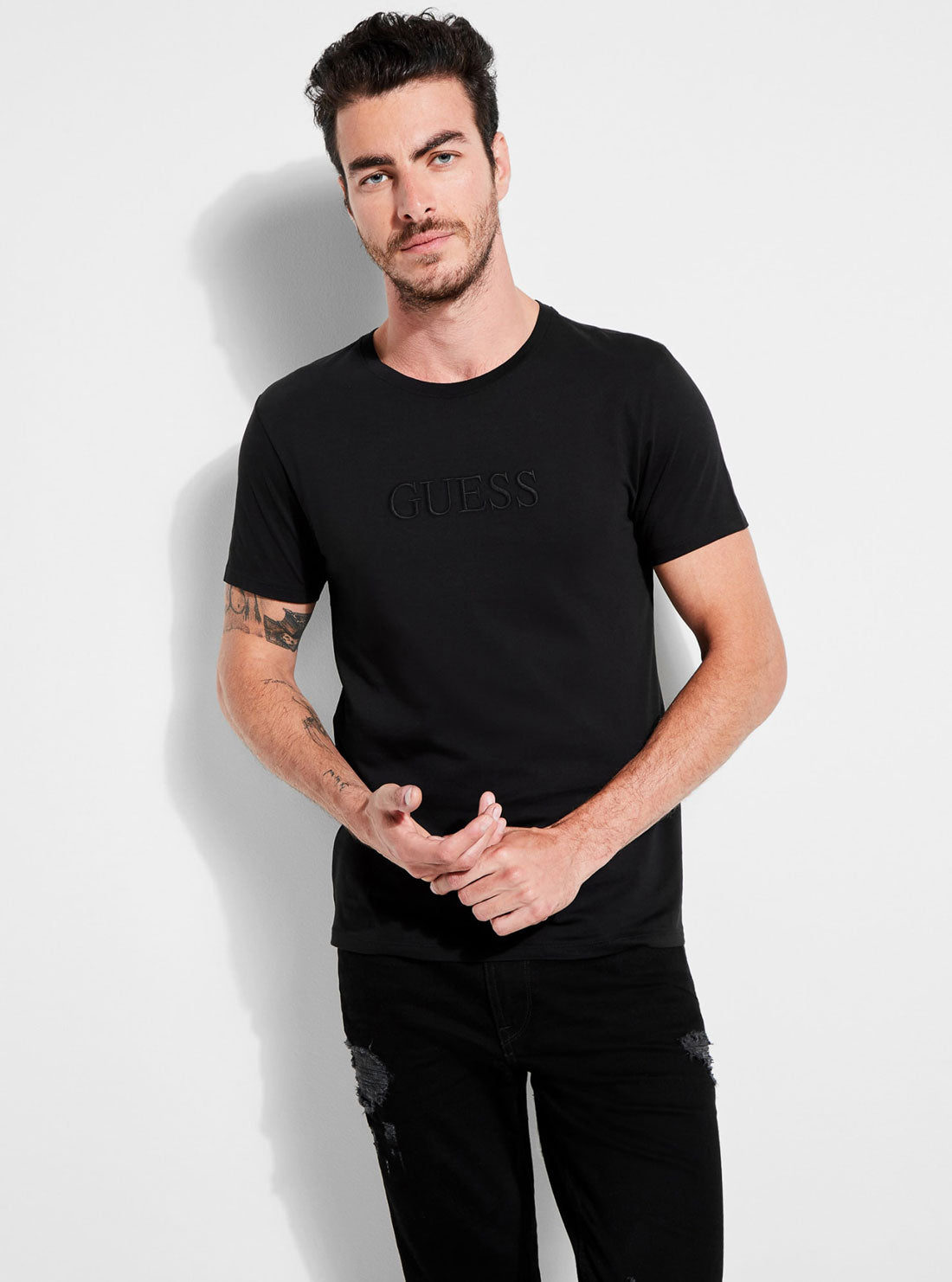 GUESS Mens Black Pima Logo Crew Neck Tee    M82P64R7HD0 Front View