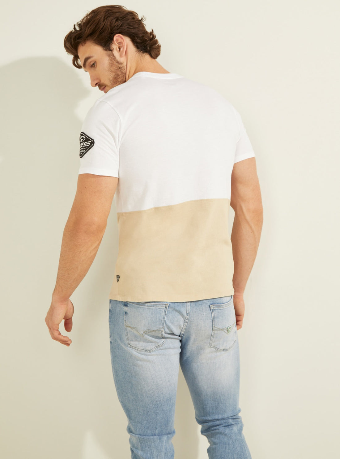 GUESS Mens White Patch T-Shirt    MBBI39K8FY1 Back View