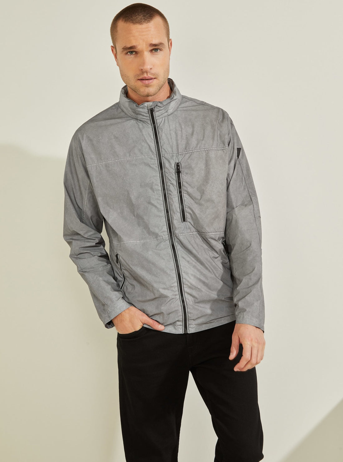 GUESS Mens Grey Denver Reflective Windbreaker Active Jacket U1BA62WO06J Full View