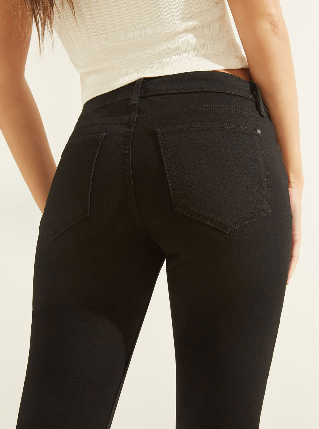 GUESS Womens Eco Low-Rise Power Black Skinny Denim Jeans In Noria Wash W0FAB2D3VP0 Detail View