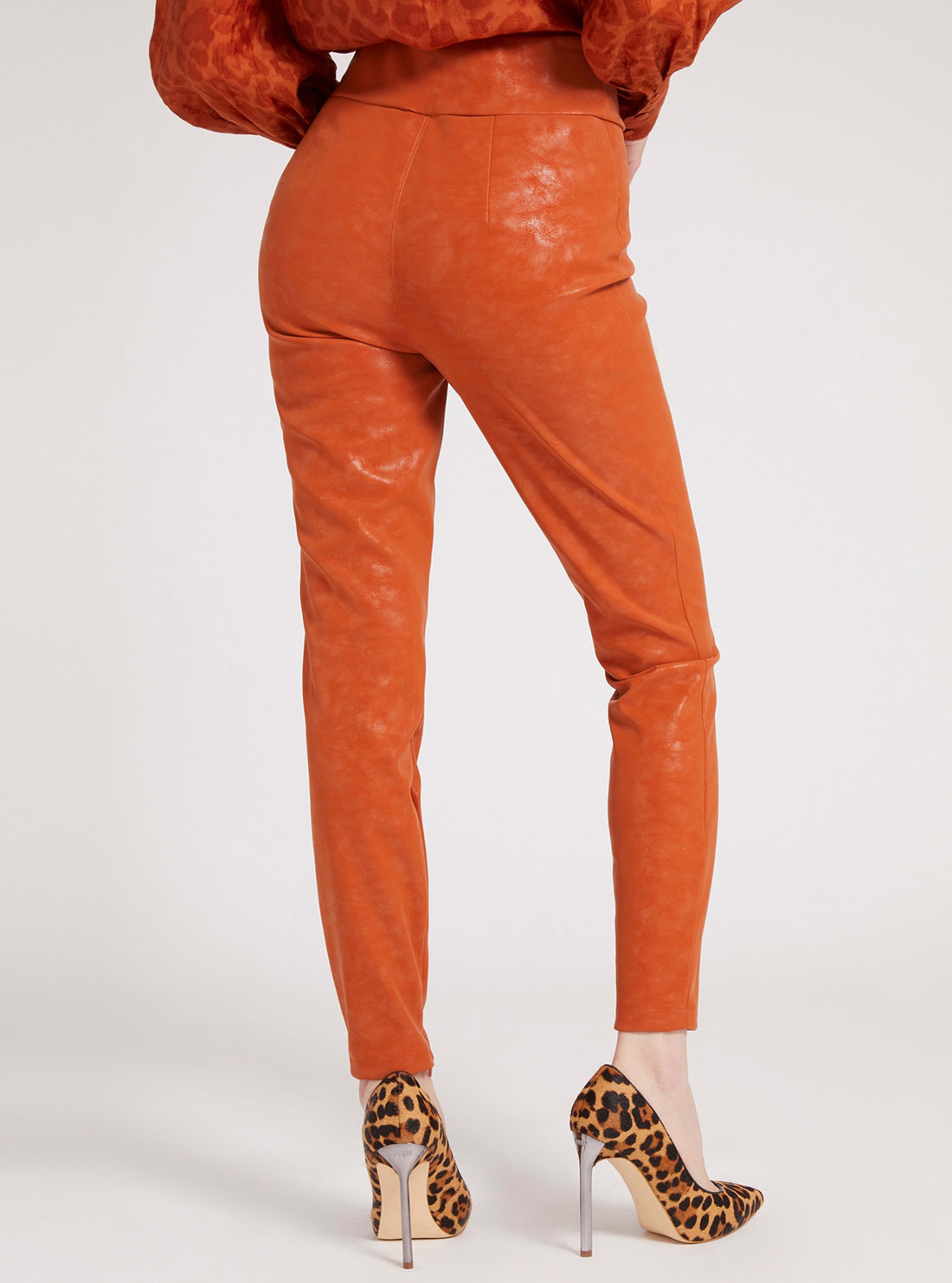 GUESS Womens Orange Priscilla Legging Pants W1BB08WE5V0 Back View