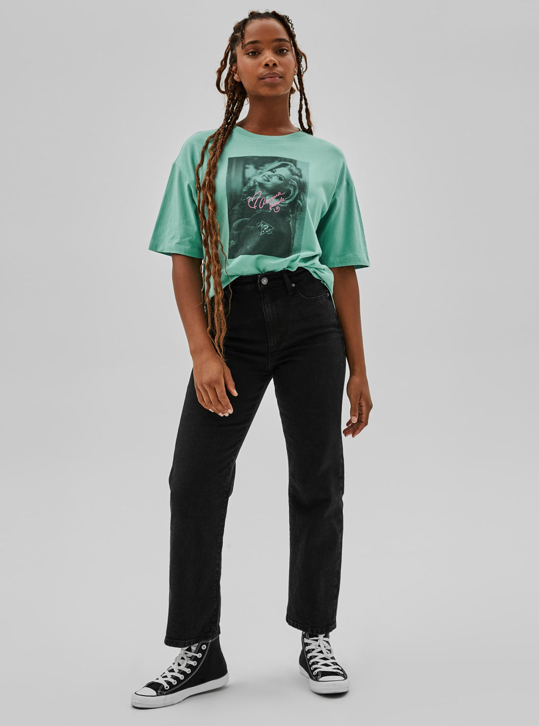 GUESS Womens GUESS Originals x Anna Nicole Smith Green Kendra Graphic Oversized T-Shirt W1BI42K9YD1 Full View