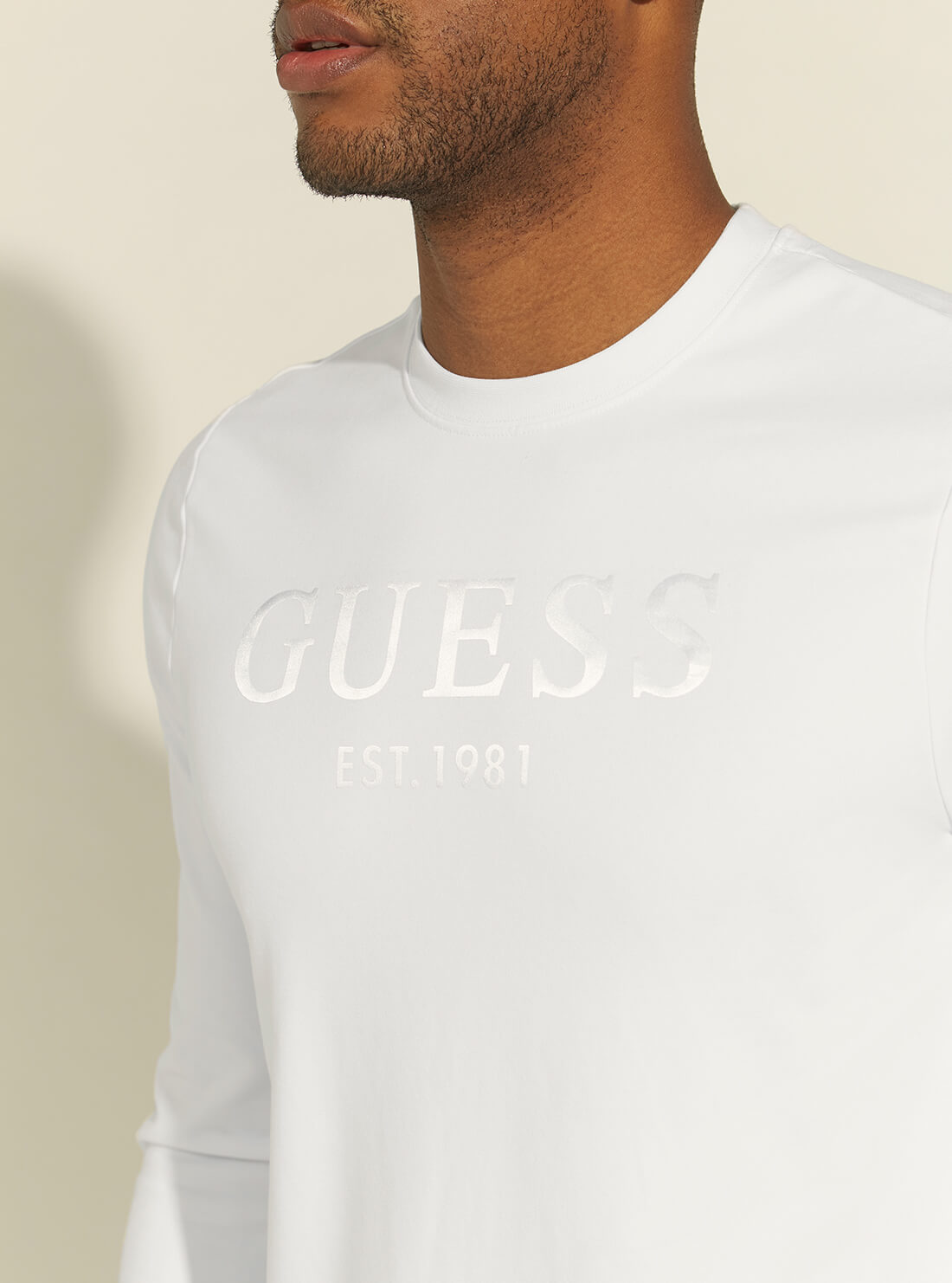GUESS Mens White Beau Active Fleece Sweatshirt M1YQ08K6ZS1 Detail View