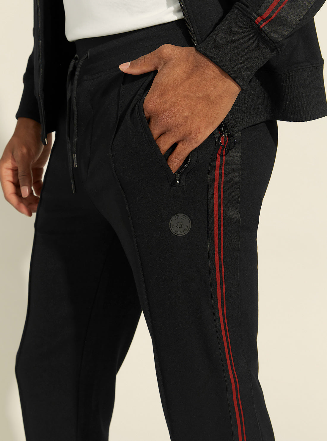 GUESS Mens Black Colorado Pintuck Active Pants U1GA41RAJW0 Detail View
