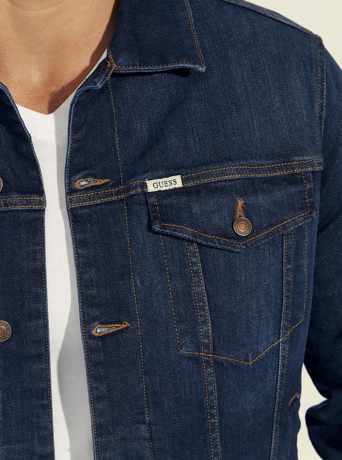 GUESS Mens Dark Blue Carry Dillion Denim Jacket M1YXN1D4GV4 Detail View