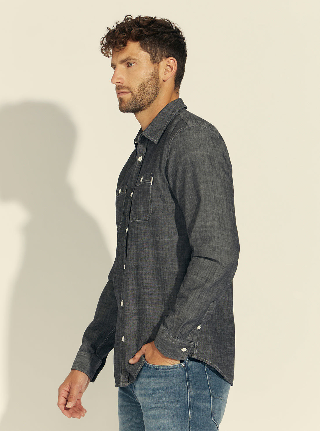 GUESS Mens Dark Indigo Classic Vintage Chambray Shirt M1BH00RE2G0 Side View