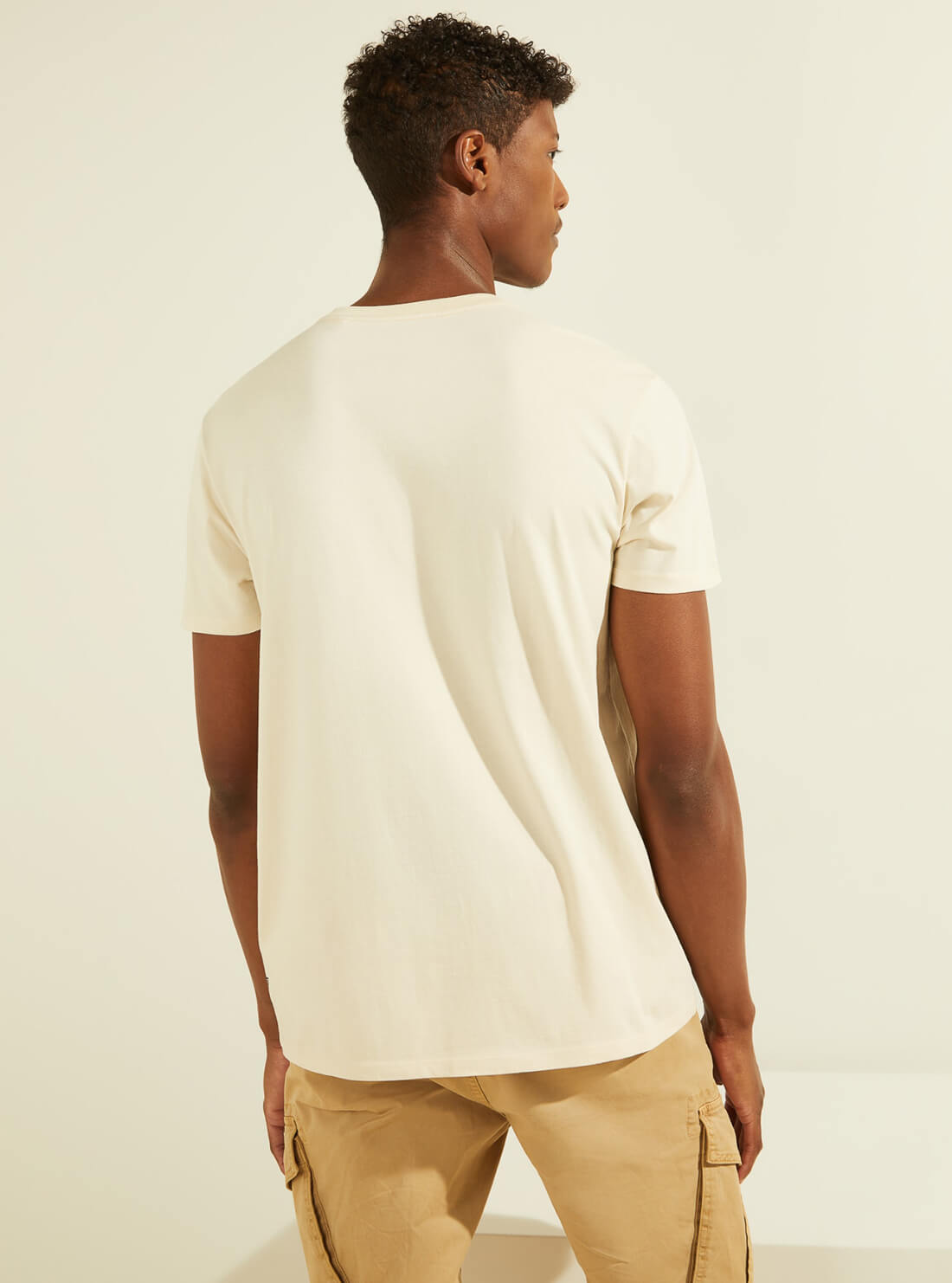 GUESS Mens Cream Script Logo Photograph T-Shirt MBGI31R9RM4 Back View
