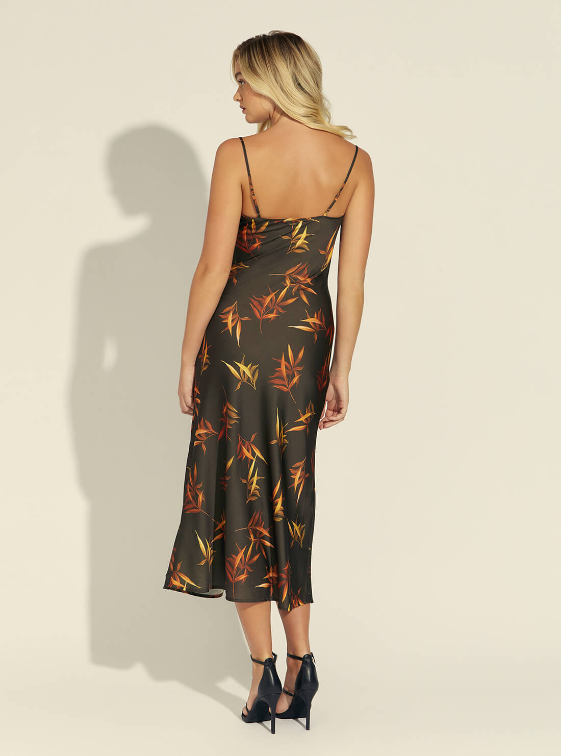 GUESS Womens Eco Leaf Print New Akilina Maxi Dress W1YK1CWD8G2 Back View