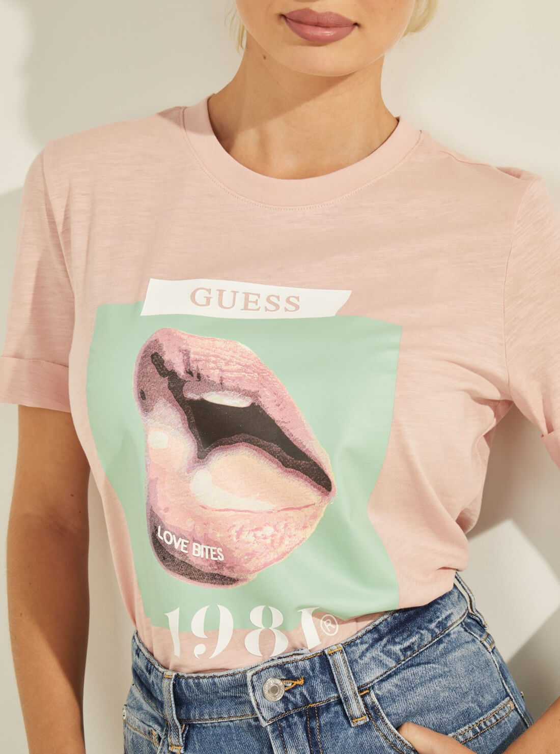 GUESS Womens Eco Pink Graphic Print Odette Graphic T-Shirt W1YI0TR8G00 Detail View