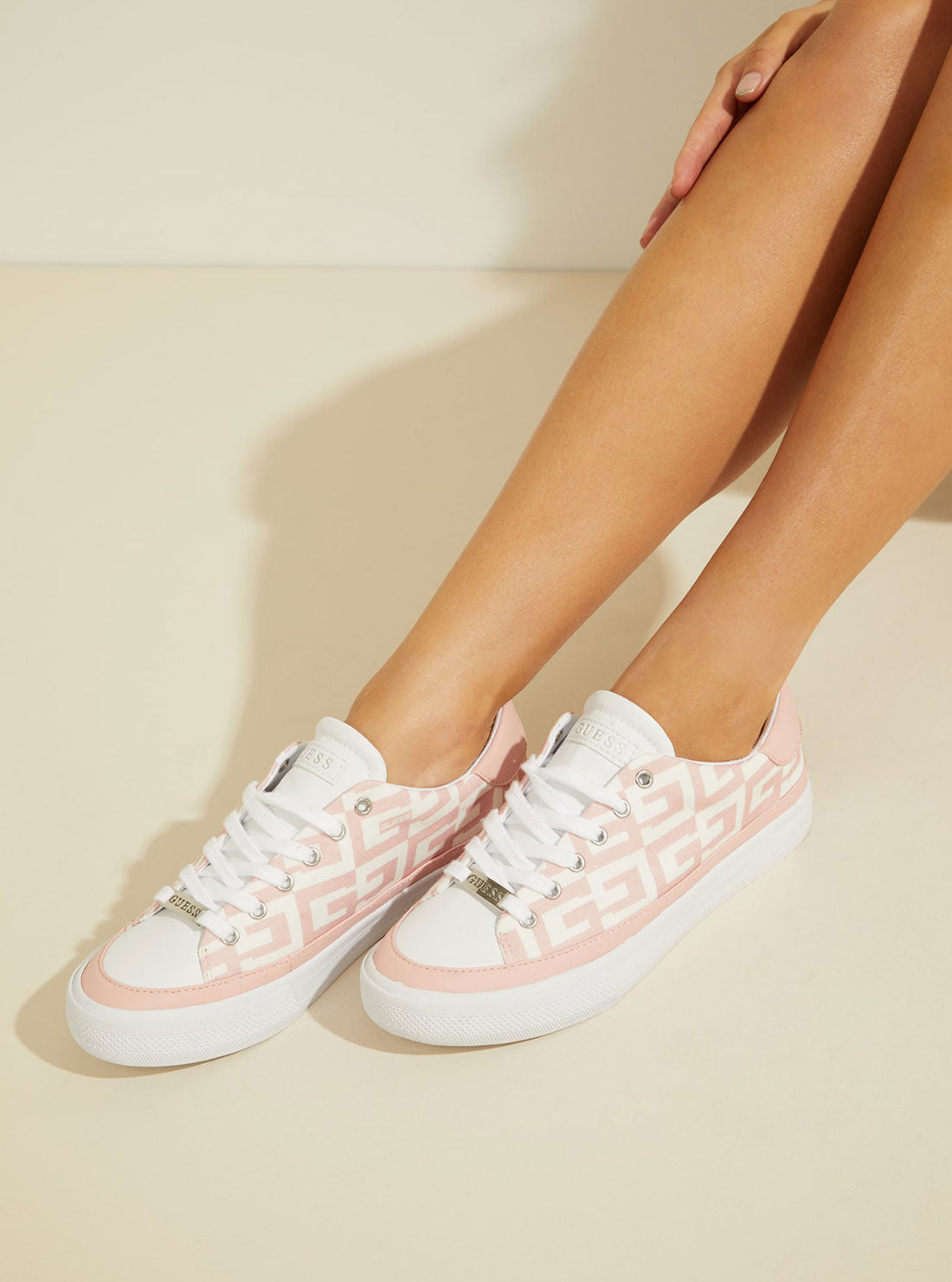 GUESS Womens Pink G-Logo Leenie Low Top Sneakers GWLEENIE Model View