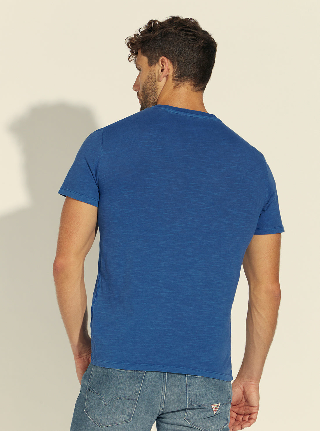 GUESS Mens Blue GUESS EST.1981 Basic T-Shirt  M1BI04K6XN1 Back View