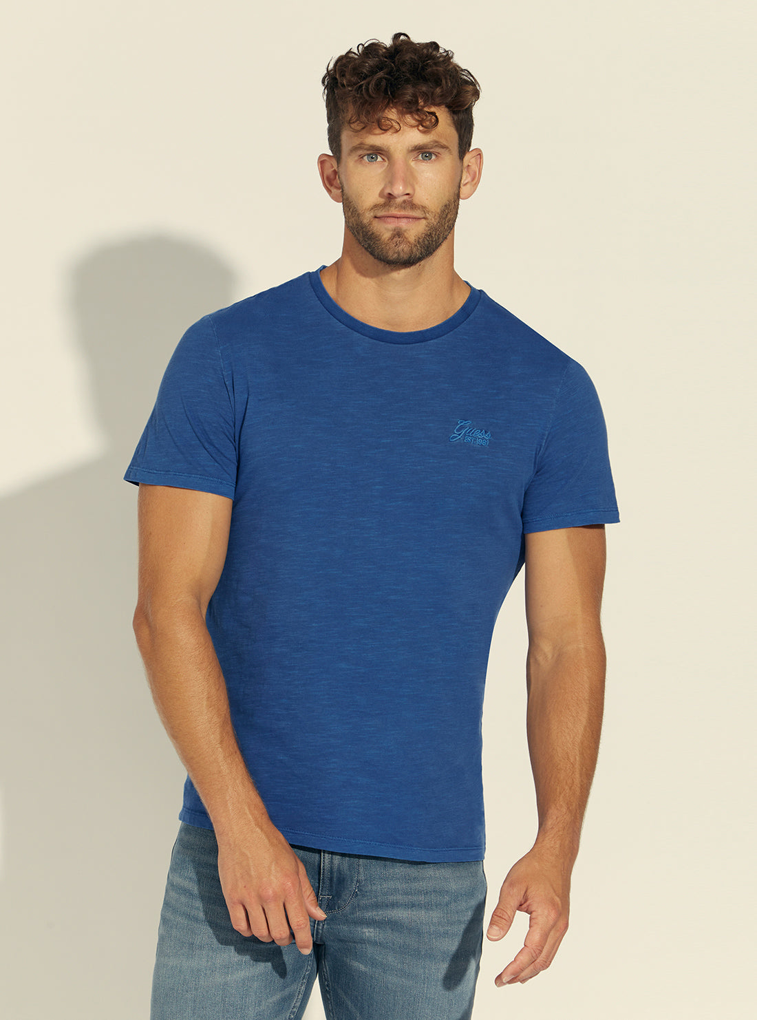GUESS Mens Blue GUESS EST.1981 Basic T-Shirt  M1BI04K6XN1 Model Front View