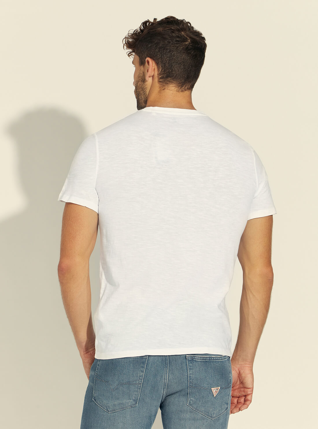 GUESS Mens White GUESS EST.1981 Basic T-Shirt M1BI04K6XN1 Back View