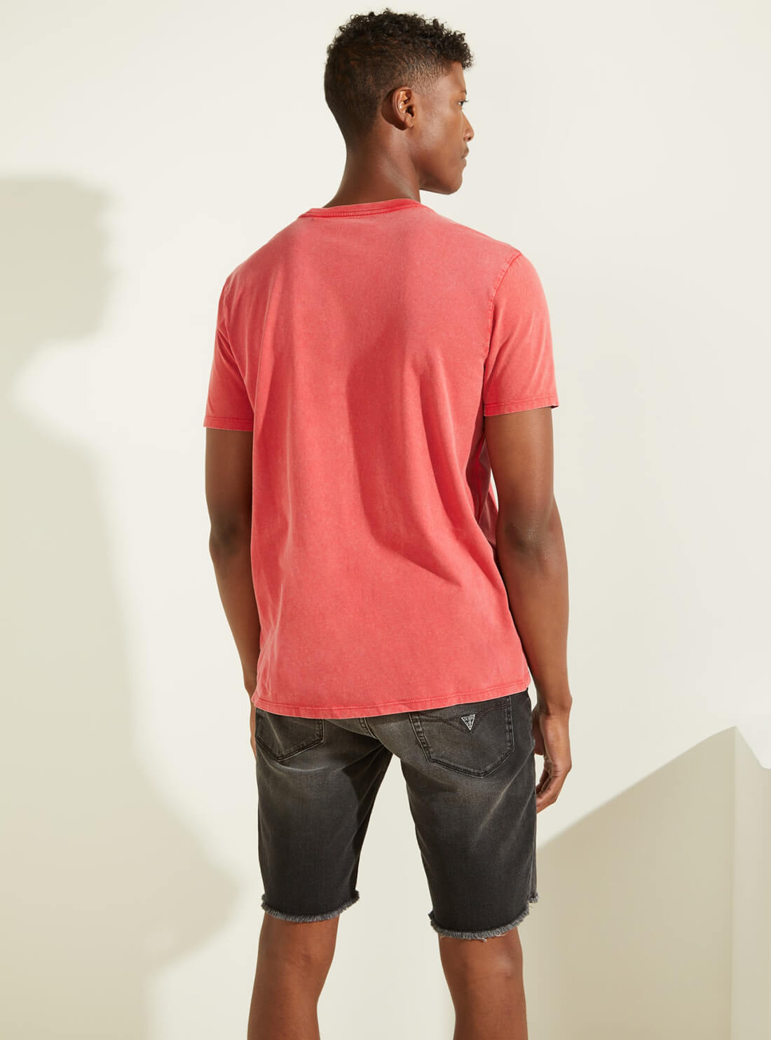GUESS Mens Red Heritage Logo T-Shirt MBGI31R9RM3 Back View