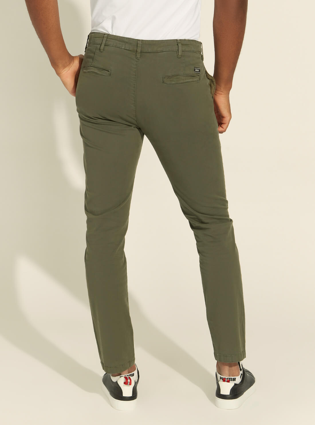 GUESS Mens Olive Green Mid-Rise Lucas Seasonal Pants M1YB56WCNZ7 Back View
