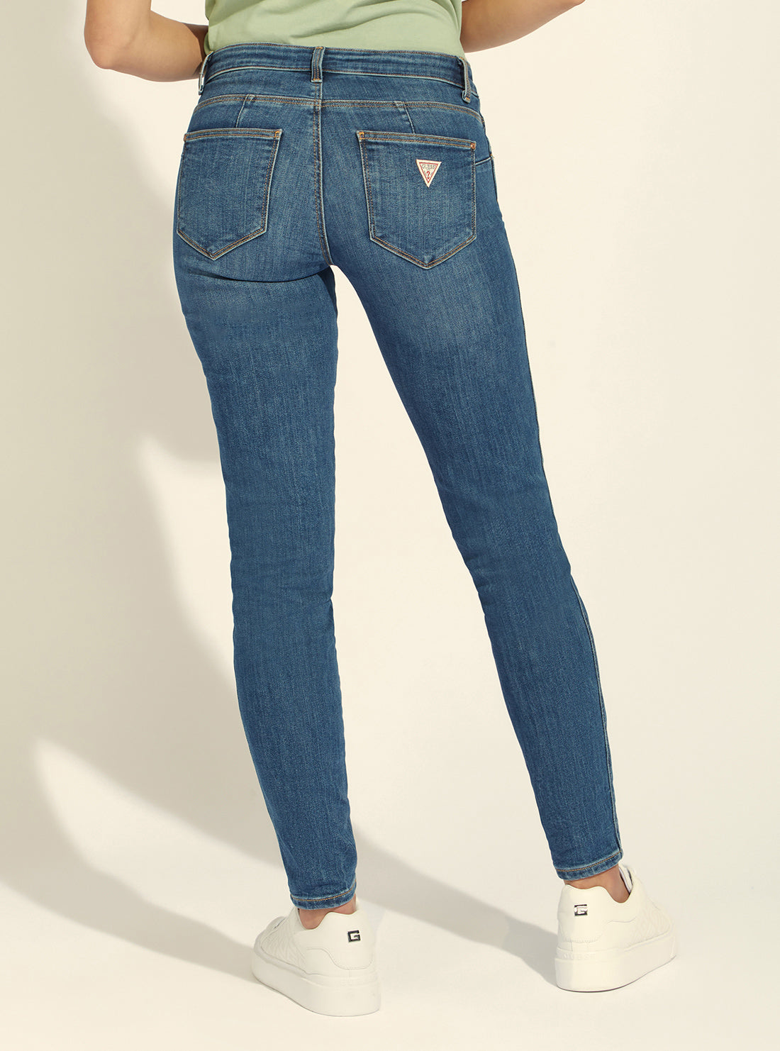 GUESS Womens Mid-Rise Skinny Curve Denim Jeans in Carry Mid Wash W1YAJ2D4GV2 Back View