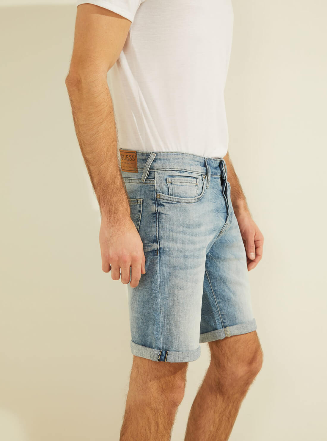 GUESS Mens Mid-Rise Sonny Faded Denim Shorts M1GD01D4B73 Side View