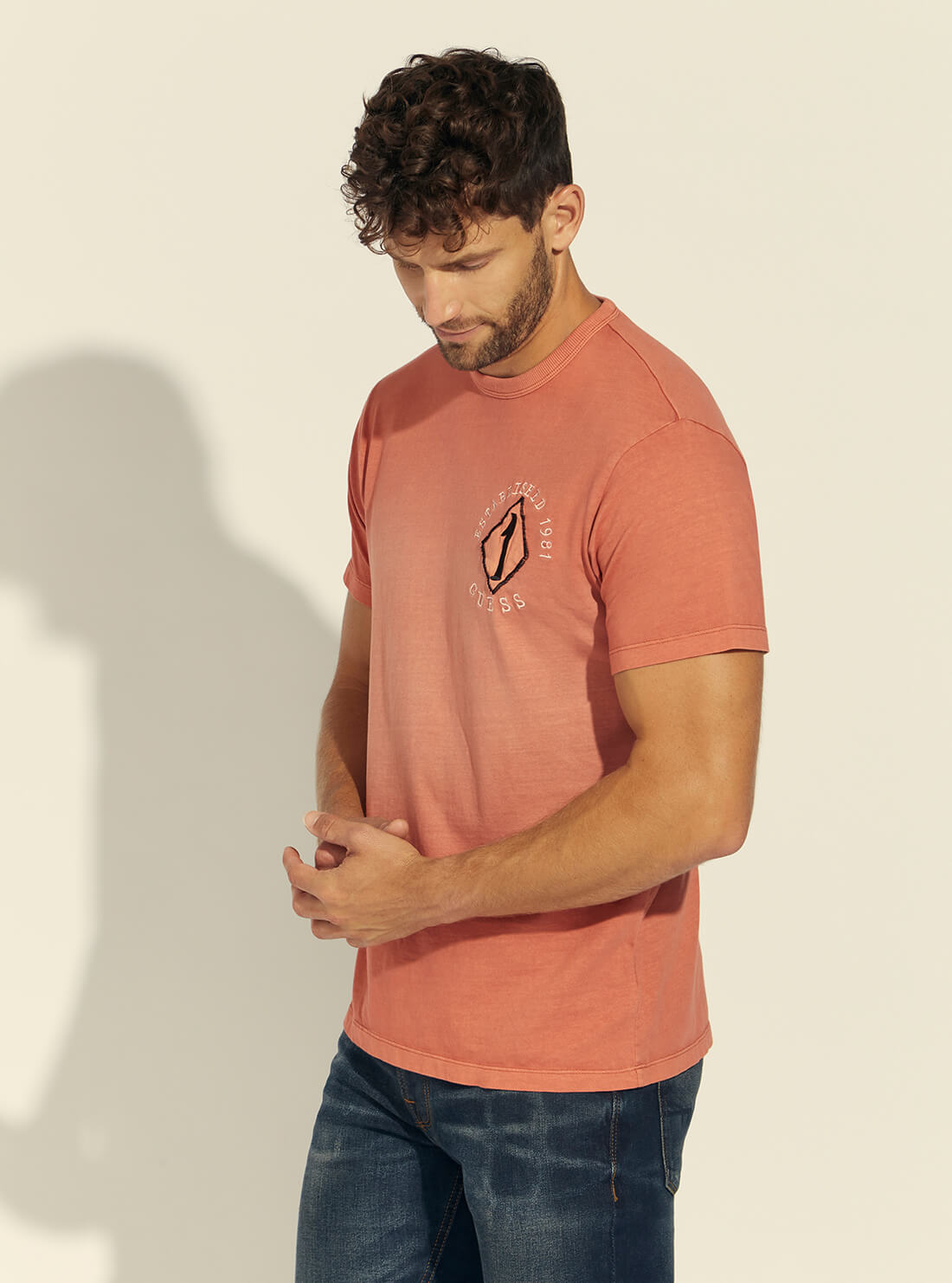 GUESS Mens Desert Red River Trees T-Shirt M1BI16K8FQ1 Side View
