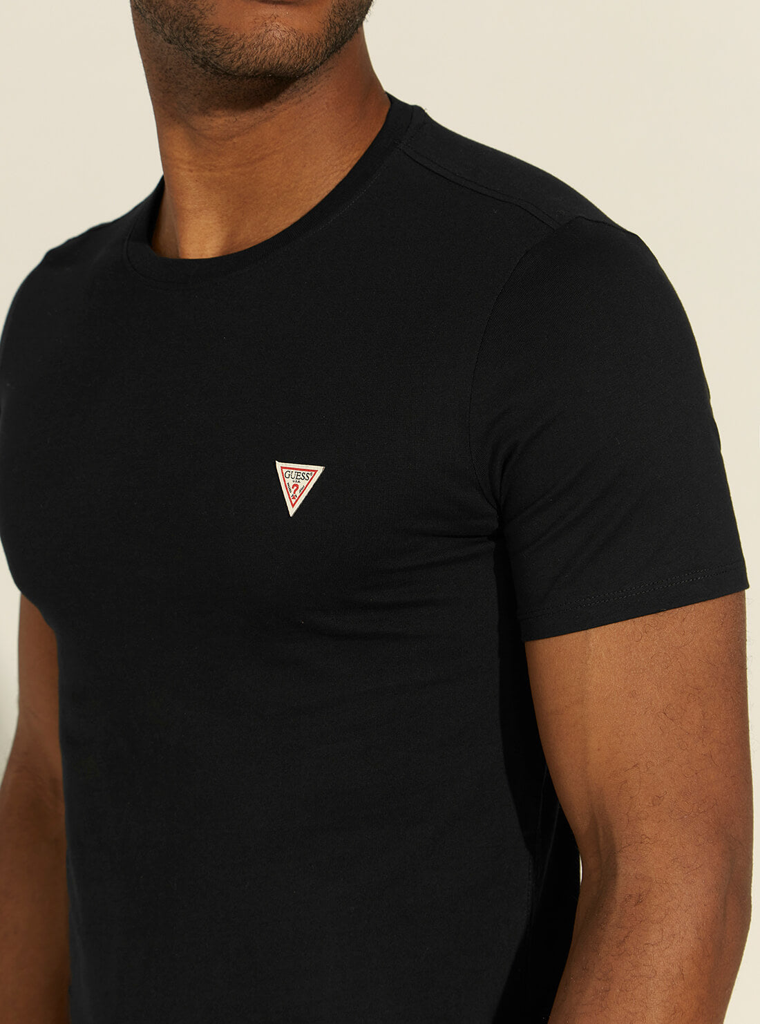 GUESS Mens Black Slim Fit Logo T-Shirt M1RI36I3Z11 Detail View